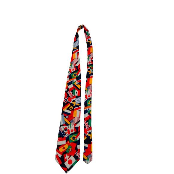 Woolmark Collection 100% Silk Multi-Color International Flag Print Tie - Picture 2 of 7